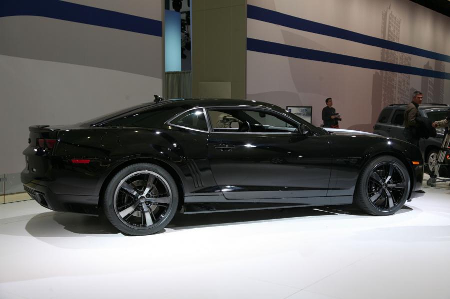  Chevrolet Camaro SS Black Edition 2009 года  (фото 13 из 15)